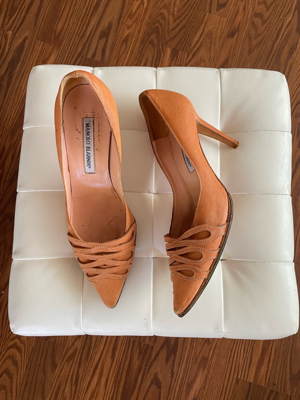 Vintage Manolo Blahnik Peach Pumps size 38